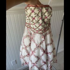 Floral Cocktail/HOCO dress